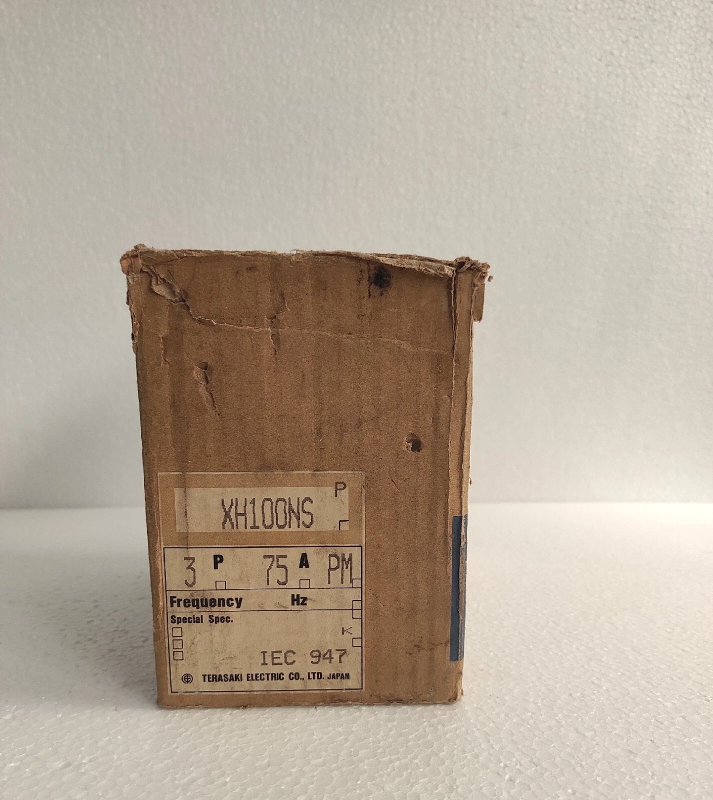 admin/uploads/uploads/Terasaki 5A 3 Pole Circuit Breaker_1.webp